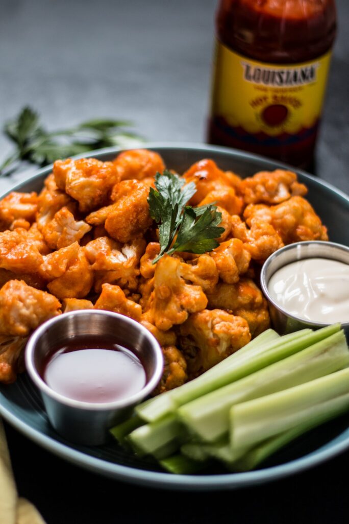 Buffalo Cauliflower Bites - DA' STYLISH FOODIE