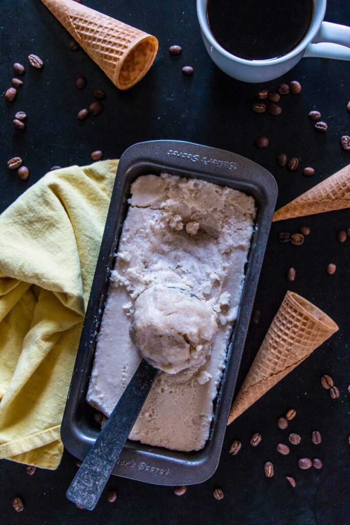 Vegan Coffee Ice Cream • It Doesn't Taste Like Chicken