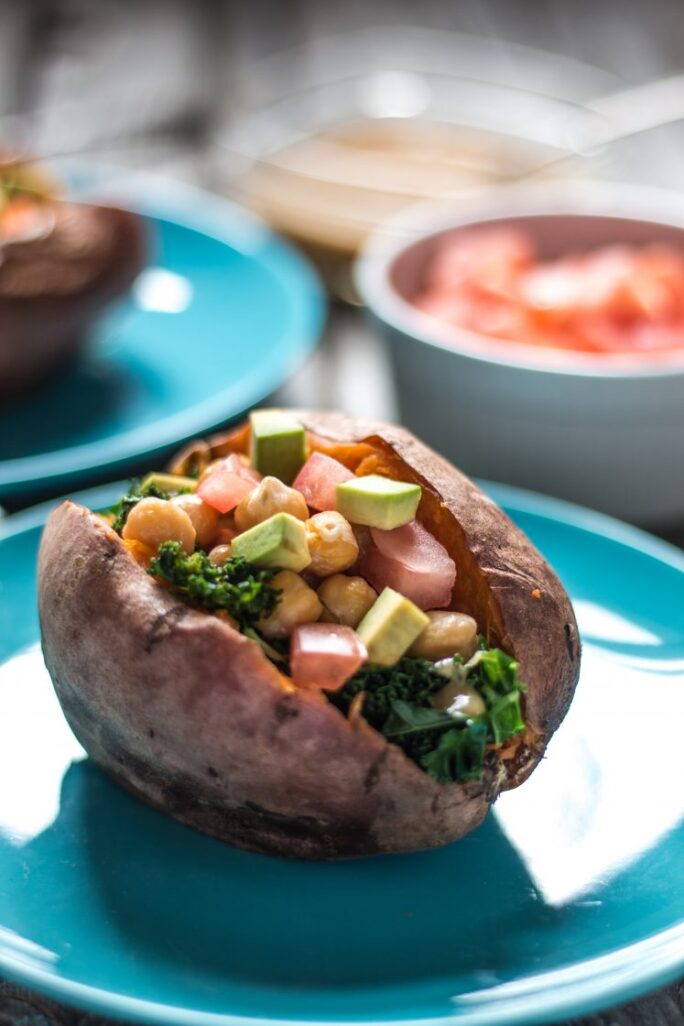 Simple and delicious Loaded Sweet Potatoes | www.thenutfreevegan.net