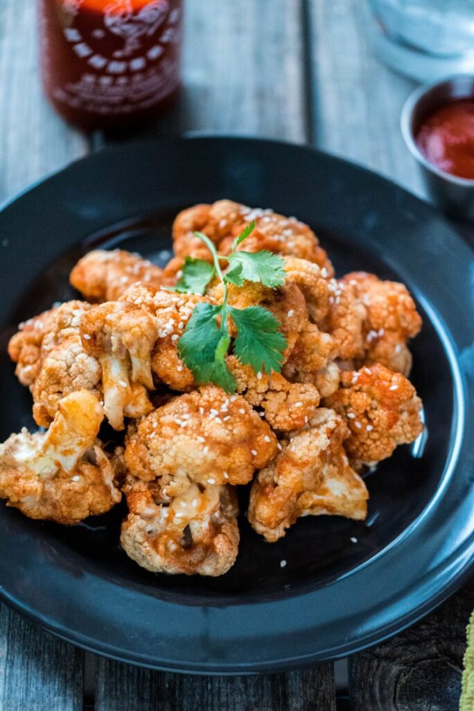 Simple and delicious Sriracha Agave Cauliflower "Wings" nutfreevegan