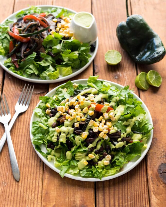 Vegan Yack Attack On the Go Cookbook: Portobello Fajita Salad