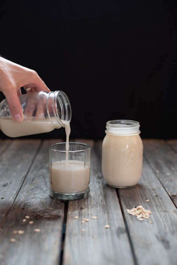Homemade Oat Milk Vegan Nut-Free nutfreevegan