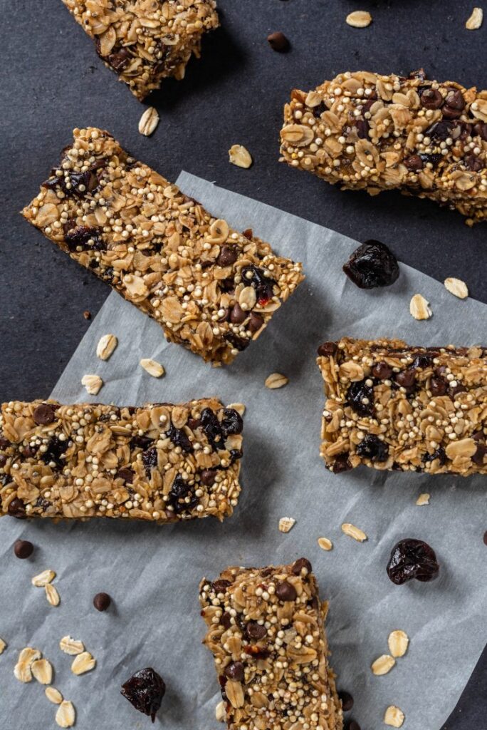 Chocolate Cherry Chia Granola Bars nutfreevegan