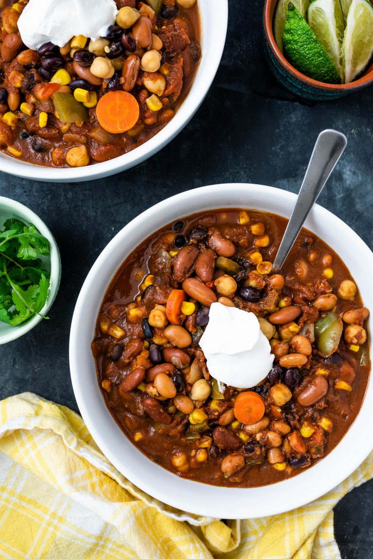 Chocolate Chipotle Chili - The Nut-Free Vegan