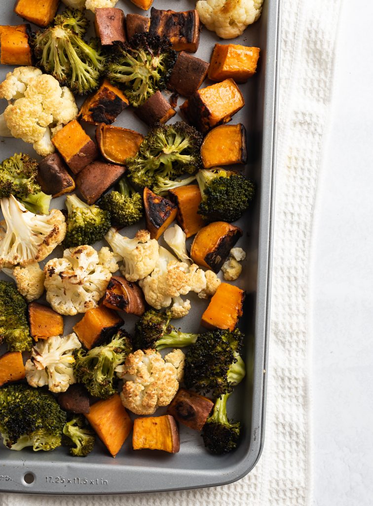 Vegan Sheet Pan Dinner - The Yummy Bowl