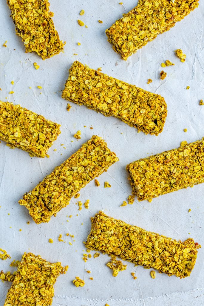 Turmeric Oat Bars